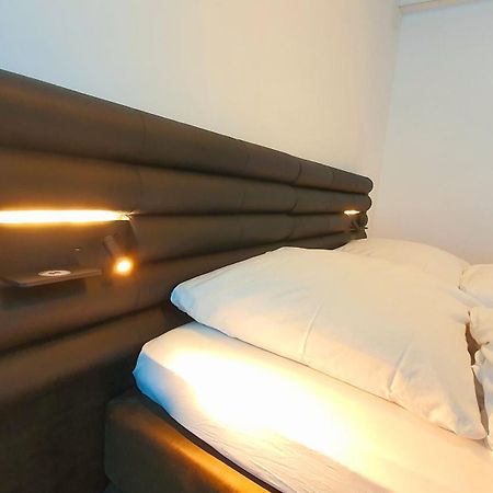 Helles Zimmer Mit Kingsize-Bett 만하임 외부 사진