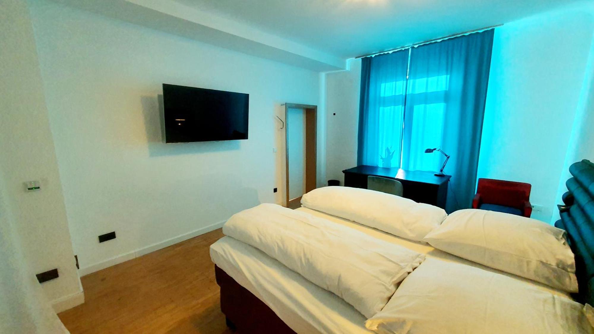 Helles Zimmer Mit Kingsize-Bett 만하임 외부 사진